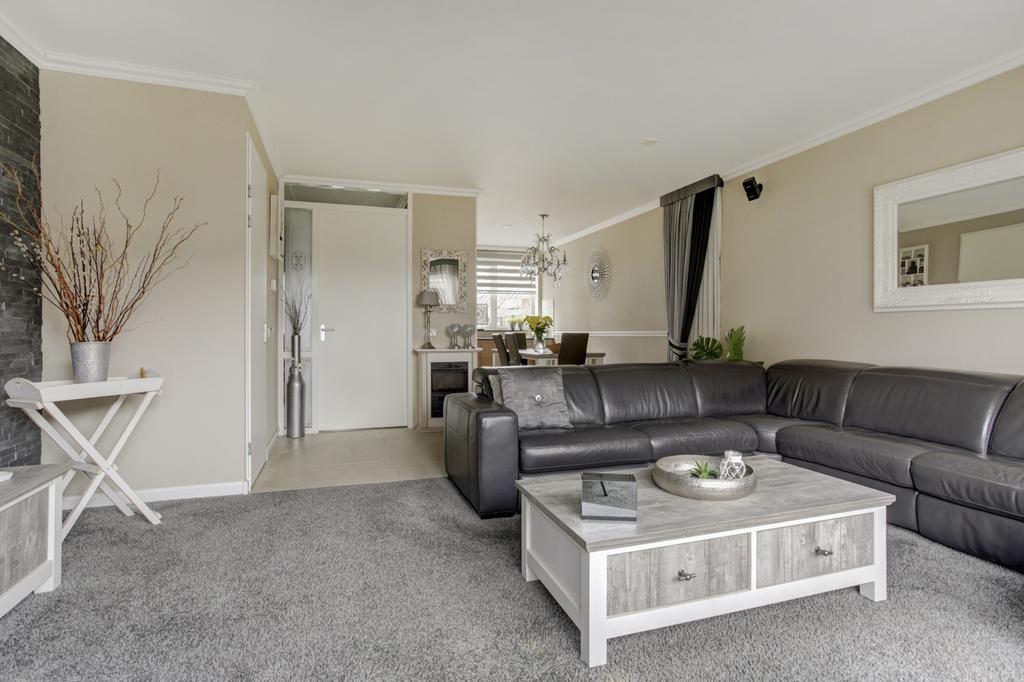 Hoekwoning te koop: Kloosstraat 11, Alblasserdam