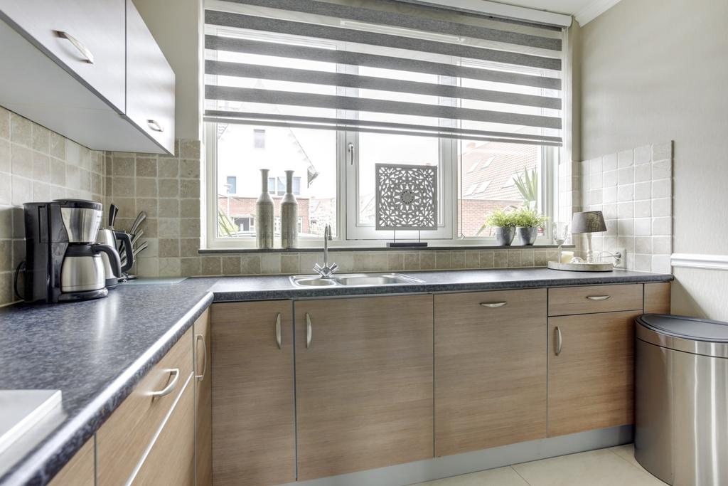Hoekwoning te koop: Kloosstraat 11, Alblasserdam