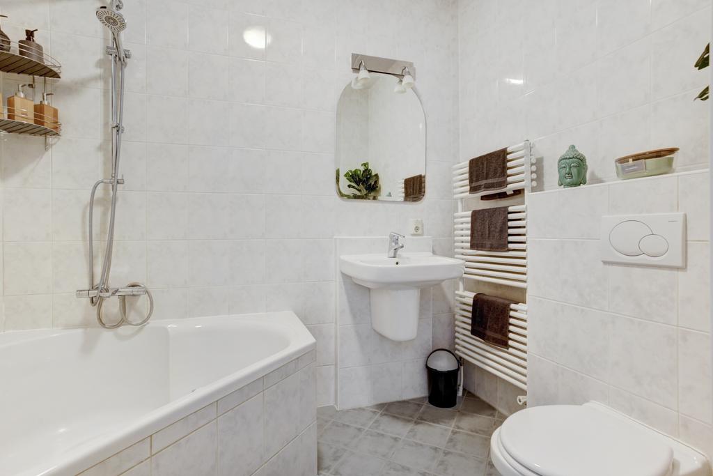 Hoekwoning te koop: Kloosstraat 11, Alblasserdam